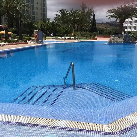 Ξενοδοχείο με διαμερίσματα Agaete Parque & Pool View 2*